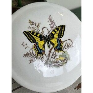 Vintage 1970’s Butterfly / Bridge /Garden Cottage Theme Ceramic Trinket Jar 4.5”